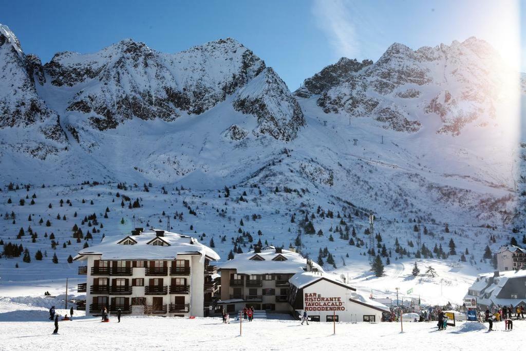 파쏘델토날레 Monolocale A Passo Tonale 아파트 외부 사진